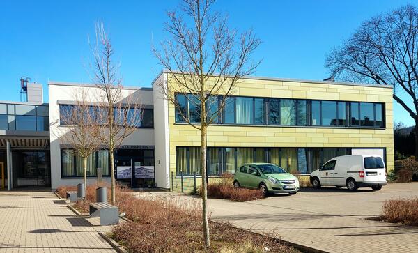 Bild vergrößern: Auenansicht Stadtarchiv Lbbecke