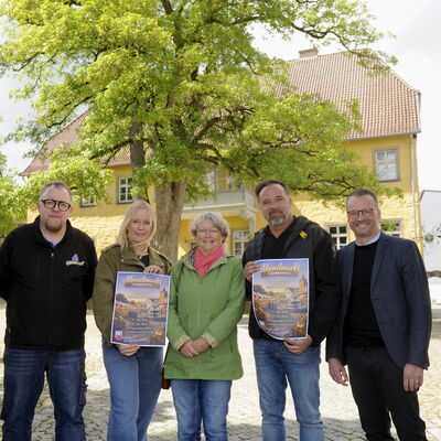 Bild vergr&ouml;&szlig;ern: Erster L�bbecker Abendmarkt